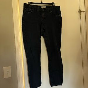Woman’s old navy skinny jeans. Size 14.